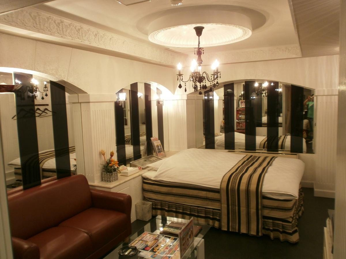 Hotel Piatt (Adults Only) Nagoya Eksteriør billede